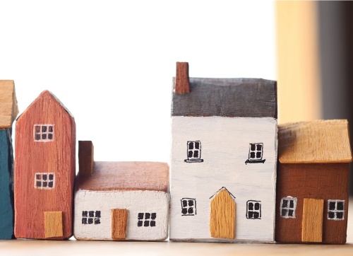 Miniature timber block houses